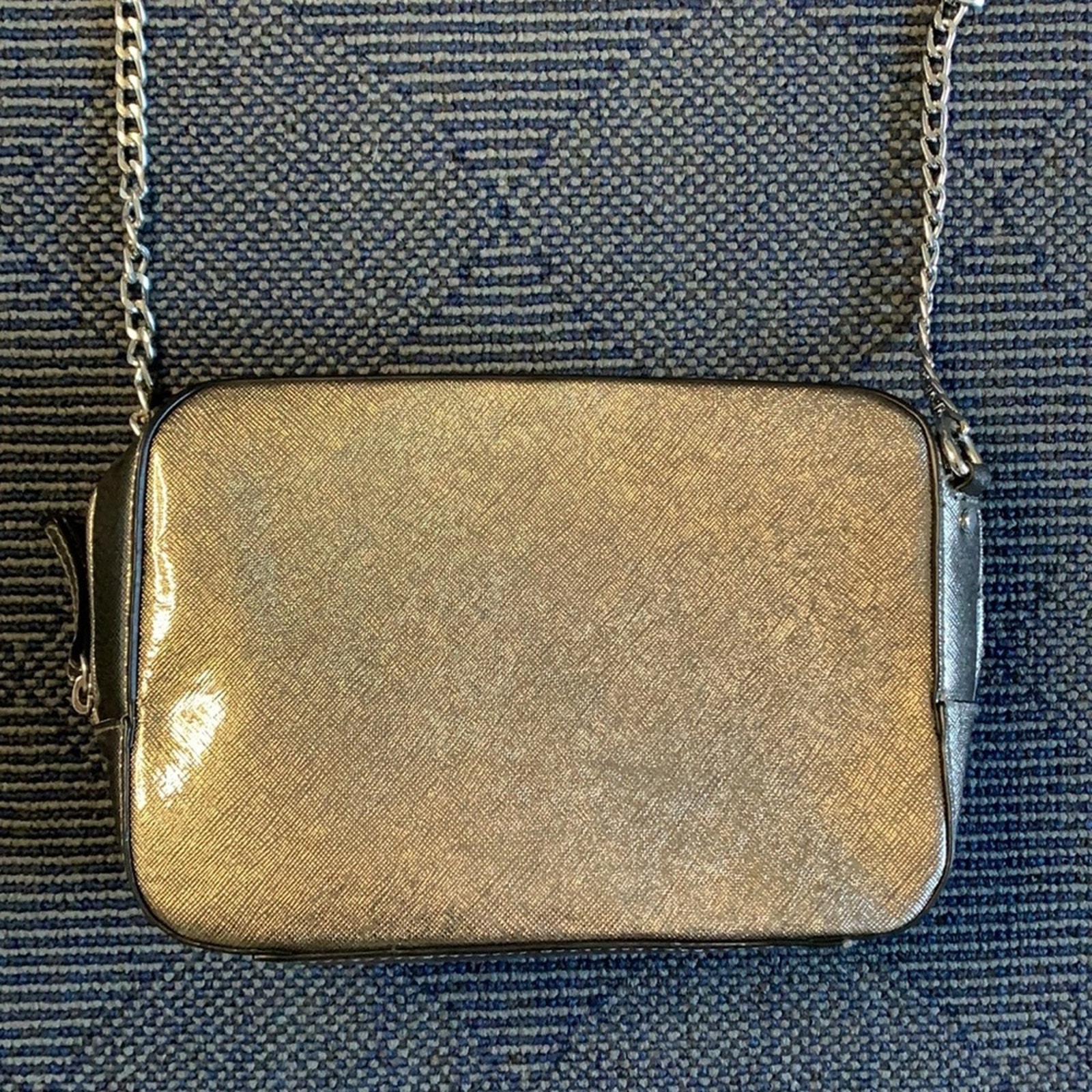 Crossbody Silver Metallic Purse Grey Interior AND Ea Wy Target Brand